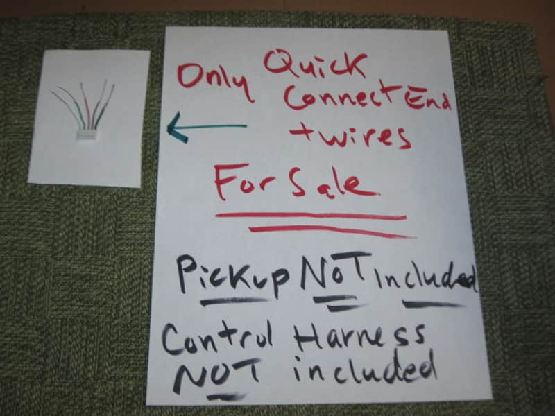 Epiphone Quick Connect End + 5 attached Thin Wires: white, green, red, black, bare, black - 5 pin hole connection (for 4 conductor pup) 2023 - QC End - white hard plastic, length of wires 1 & 1/2" - for 4 conductor pup (NO: pickup, control harness) image 1