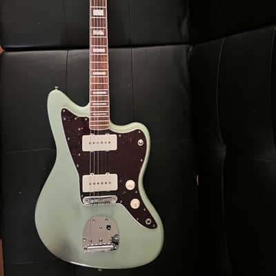 Fender Limited Edition 60th Anniversary Classic Jazzmaster with Matching Headstock Pau Ferro Fretboard 2018 - Mastery Bridge - Daphne Blue image 3