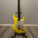 NEW Fender Tom DeLonge Signature Stratocaster 2023 - Graffiti Yellow