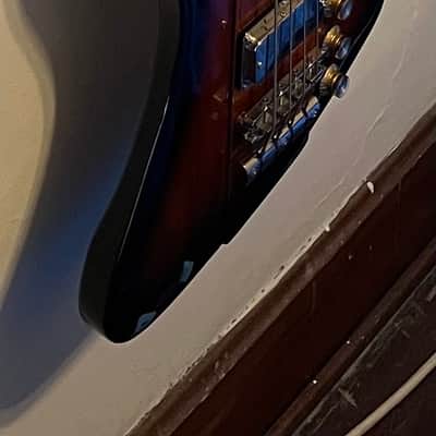 Epiphone Thunderbird '60s 2022 - Present - Tobacco Sunburst image 2