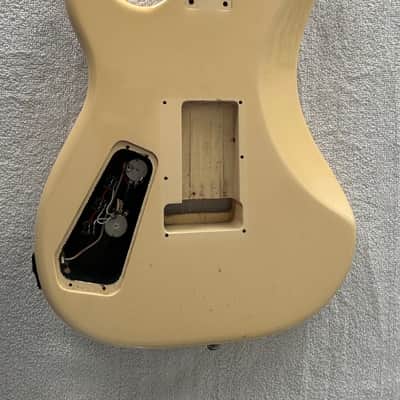 Kramer Baretta Body Modified 1985 - Cream image 13