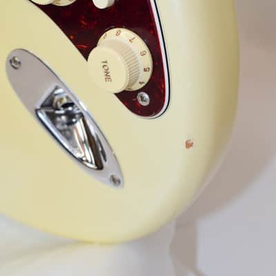 2017 Fender American Elite Stratocaster HSS ShawBucker Electric Guitar, Ebony Fingerboard, Olympic Pearl w/ Case image 4