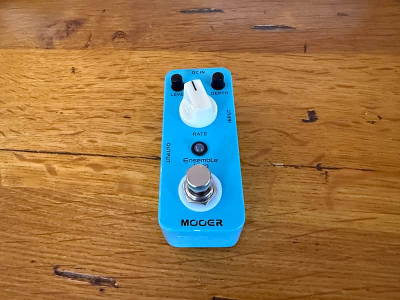 Mooer Ensemble King 2013 - Blue image 1