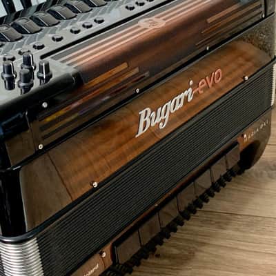 Bugari Evo 'HARIA' P41 Woodline image 3