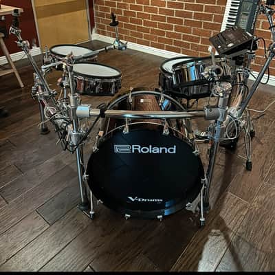 Roland TD-50KV V-Drum Kit with Mesh Pads & KD-A22 Kick Drum Converter 2010s -  (CYMBALS INCLUDED FOR FREE BECAUSE SOME DONT WORK) (HI HAT NOT INCLUDED) ALL REFLECTED IN PRICE
