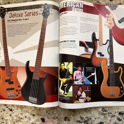 Fender Frontline 2004 catalog Stratocaster telecaster precision jazz bass jazz Master Jaguar twin reverb super BassMan image 23