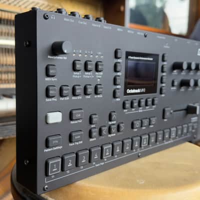Elektron Octatrack MkII - Dynamic 8-Track Performance Sampler 2020 - Black image 7
