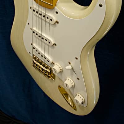 Fender Custom Shop 1956 Stratocaster Closet Classic Vintage Blonde 2001 COA & Case image 5