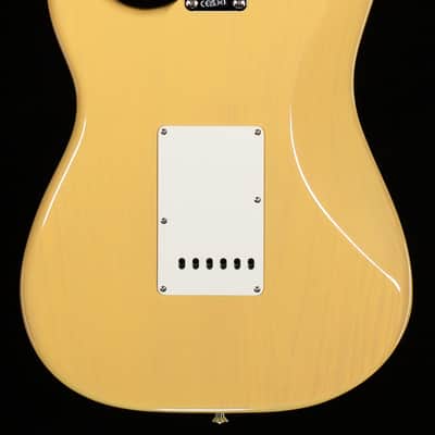 Fender American Vintage II 1957 Stratocaster Maple Fingerboard Vintage Blonde (621) image 4