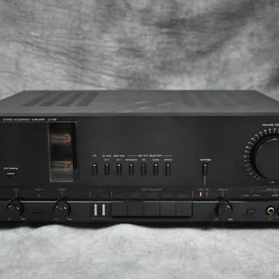 Alpine/ Luxman LV-105 Stereo Integrated Amplifier in Very Good