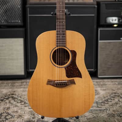 Taylor BBTe Big Baby Taylor Acoustic/Electric Guitar with Gig Bag image 3