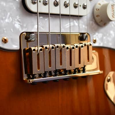 Fender American Design Series Modern Stratocaster 2014 - Tobacco Burst 3 Color image 8