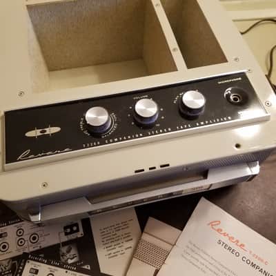 Revere T-2200-C EL84 8 Watt Mono Tube Amp, alnico speaker, and cabinet: Stereo Companion 1961 - Beige plastic and silver image 10