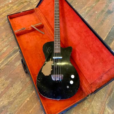 Silvertone 1444 bass guitar c 1960’s Black beauty original vintage USA harmony image 6