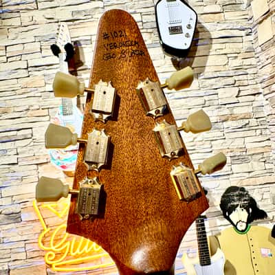 Black Volt Veronica “ Hollywood Bowl “ Alaskan Yellow Cedar Top - Sequoia - African Mahogany  ( Unique Piece in The World Lefty) 2025 - Natural image 20