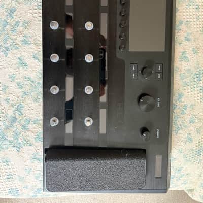 Yamaha and Line 6 SVC 110 and Helix Floor 2020s image 10