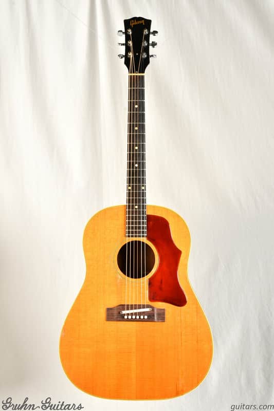 Gibson J-50 ADJ