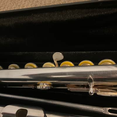 Gemeinhardt Open Hole 3B - Silverplated Flute All New Pads, Case image 4