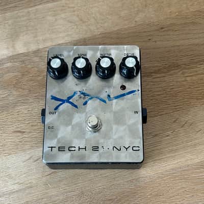 Tech 21 XXL Drive 1990s Diamond Plate | Reverb