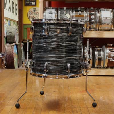 Ludwig Classic Maple Outfit in Black Oyster Pearl 14x22 9x13 16x16 image 7