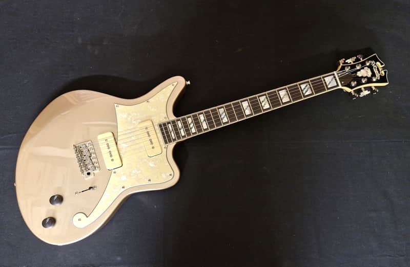 D'Angelico Bedford Deluxe inc case