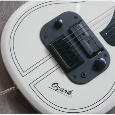 SUPRO "Ozark 1261 Antique White " GIG BAG LIMITED EDITION 200 pieces only image 4