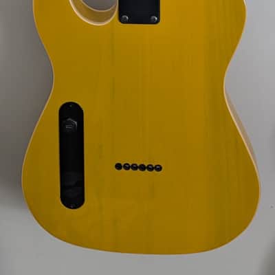 Wide Load Telebastard - Solid Ash Butterscotch Blonde Gloss - Roasted Maple Neck - EMG Active image 5