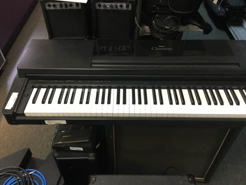 Yamaha Clavinova CLP-550 Black and White | Reverb Yamaha Clavinova CLP-550 Black and White | Reverb