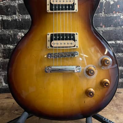 2010 Gibson Les Paul Deluxe-Sunburst (USED) image 1