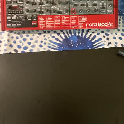 Nord Lead 4R 2010s - Red
