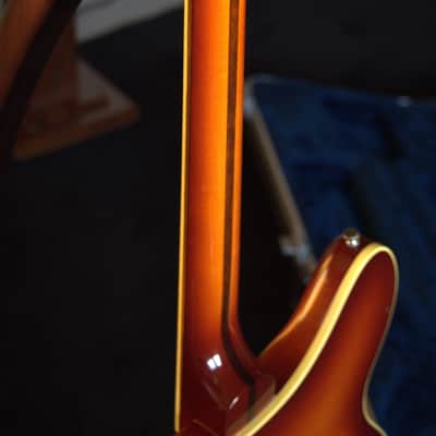 Rickenbacker 360 1983 - cherry sunburst image 9