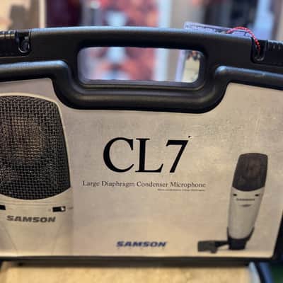 Pre-owned Samson CL7 Large Diaphragm Condenser Studio Mic w/ Case image 2