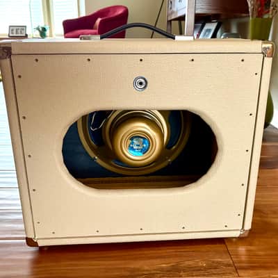 Luxe-Tone 1 x 12" Cabinet w/Fender Tilt Legs Celestion Gold Alnico Custom Cover image 3
