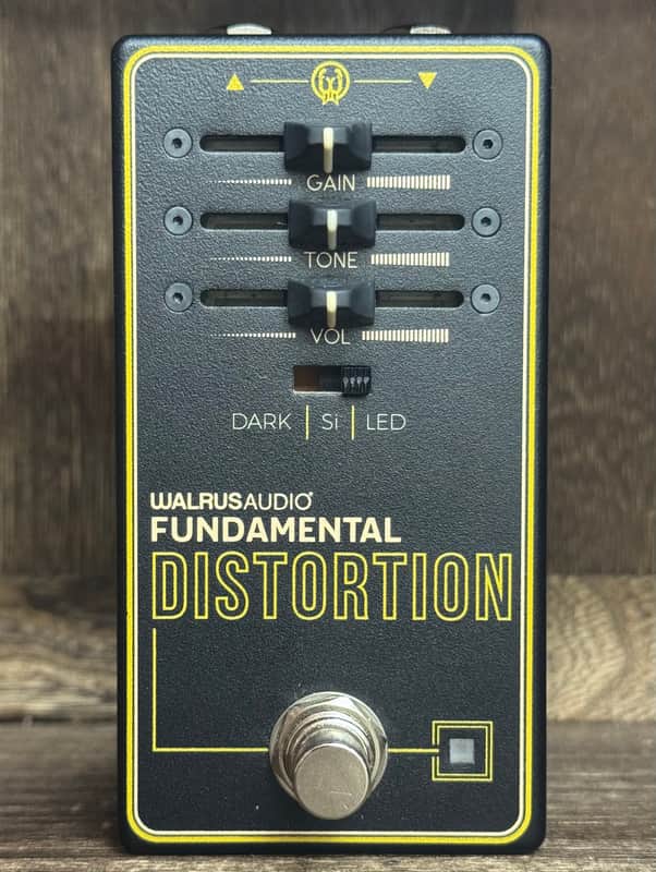 Walrus Audio Fundamental Distortion