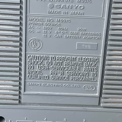 Vintage SANYO M9975 Boom Box Cassette Recorder Stereo Radio Portable FOR PARTS OR REPAIRS image 12