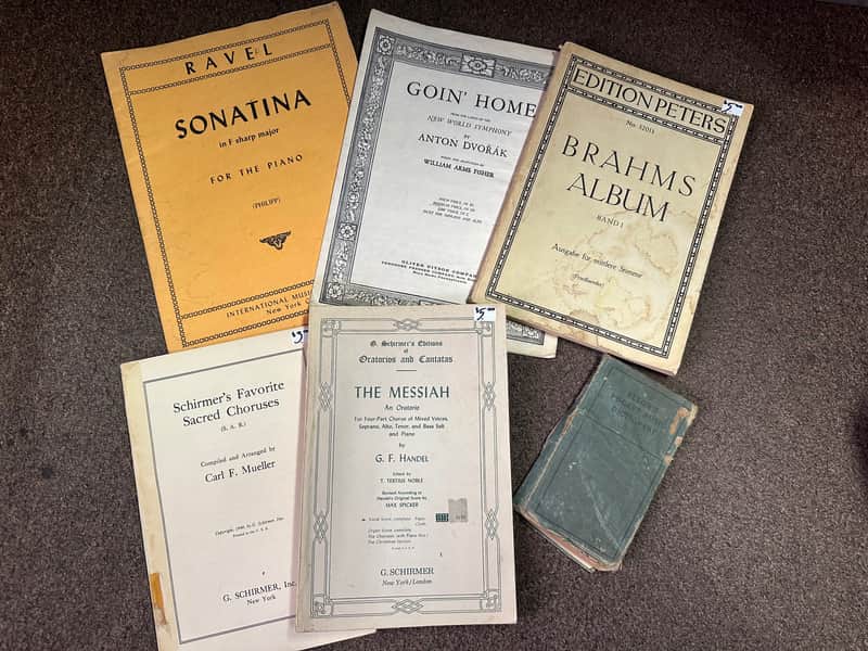 Vintage Antique Old Set of 6 Classical Piano/Vocal Books, Pocket Music Dictionary, G. Schirmer image 1