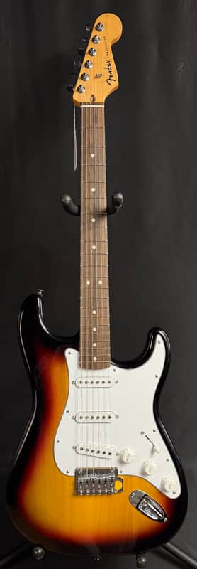 Fender Standard Stratocaster (2025) Electric Guitar 3-Tone Sunburst Finish (307)