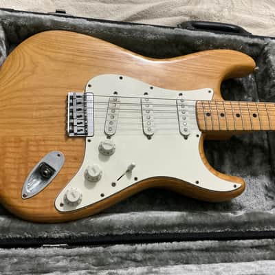 Fender Stratocaster 1975 - Natural - Hardtail image 1