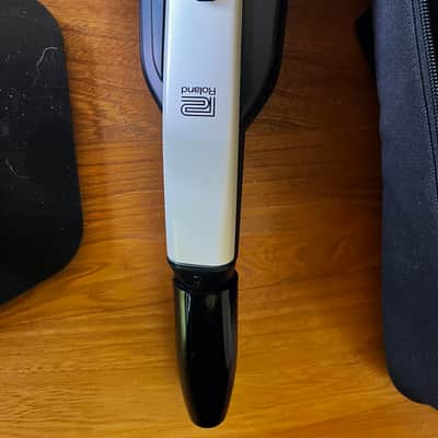 Roland AE-20 Aerophone Digital Wind Instrument with stand mint image 3