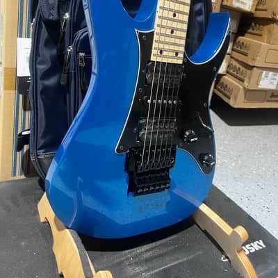 Ibanez Genesis Collection RG550 Electric Guitar - Electric Blue w/ Gig Bag image 2