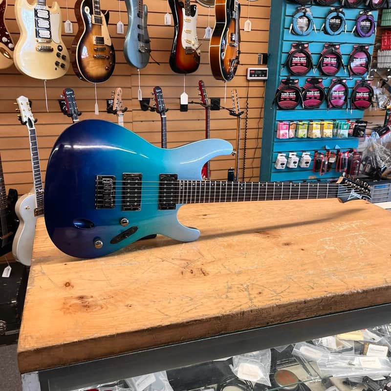 Ibanez S Series S521 Electric Guitar