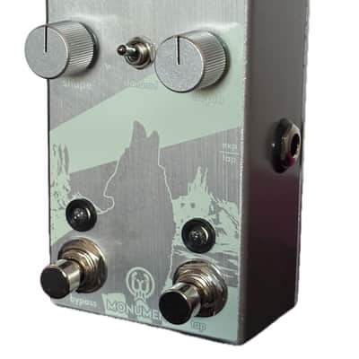 Walrus Audio Monument Harmonic Tap Tremolo V2 Limited Edition - Platinum Series 2021 - Platinum