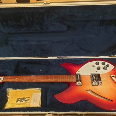 Rickenbacker 330 fire glo 2010 image 1