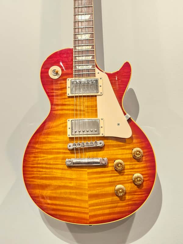 Gibson Custom Shop R9 1959 Reissue Les Paul Cherry Sunburst 2004 image 1