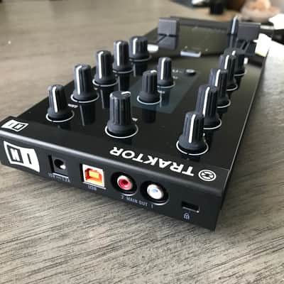 Native Instruments Traktor Kontrol Z1 – Complete w/ Box & Accessories image 7