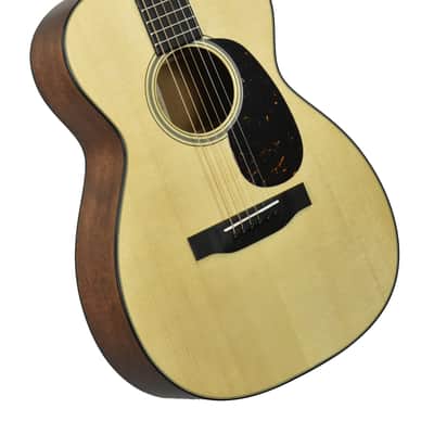 Martin Custom Shop 0-18 Acoustic Guitar in Natural image 6