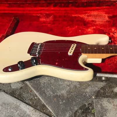1964 Fender Musicmaster Olympic White OHSC 24"scale image 6