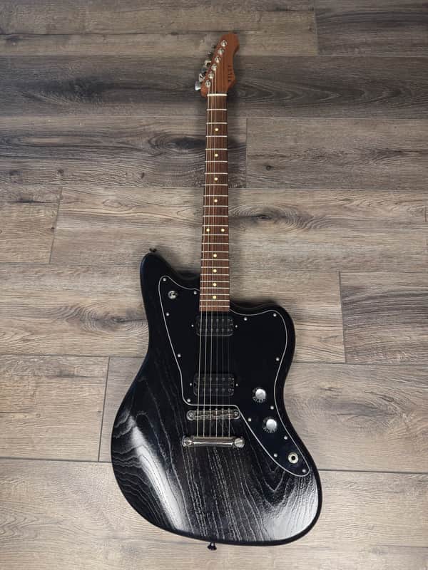 Riley Super 58' raw black image 1