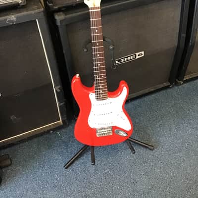 Squier MINI STRATOCASTER LATE 2000’s - RED image 1