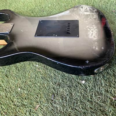 Lyon Brian Bell Weezer Limited Edition #’d 0789 of 6000  - Black/Gray Silverburst Strat Stratocaster LX3 LX3WZ image 8